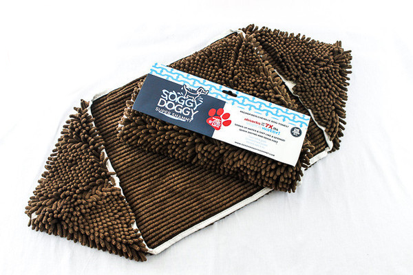thumbnail image 2 of Soggy Doggy Super Shammy Dog Towel - Microfiber Chenille Towel With Hand Pockets, Extra Absorbent 2 of 13